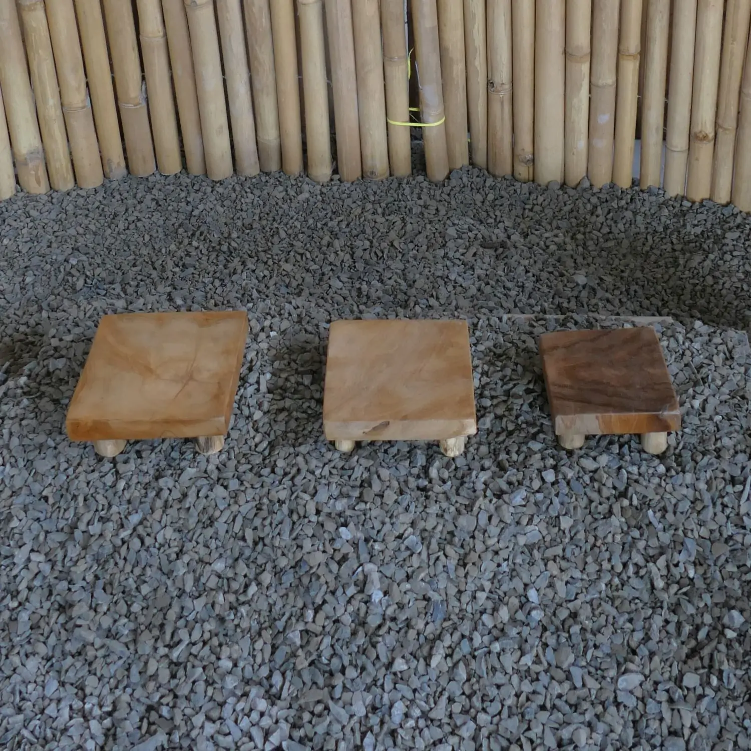  Product image 8 of the product “Low Stool made from teak root wood, Set of 3. Sizes: L: 20x20x7cm H. M:18x18x7cm H. S: 15x15x7cm H. ”